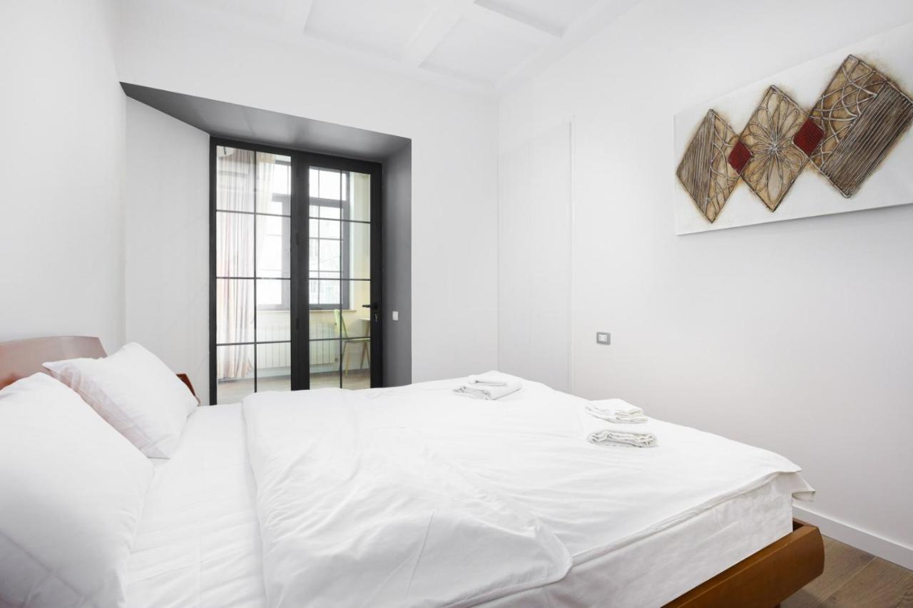 Stay Inn-Apartments On Abovyan 32 Γιερεβάν Εξωτερικό φωτογραφία